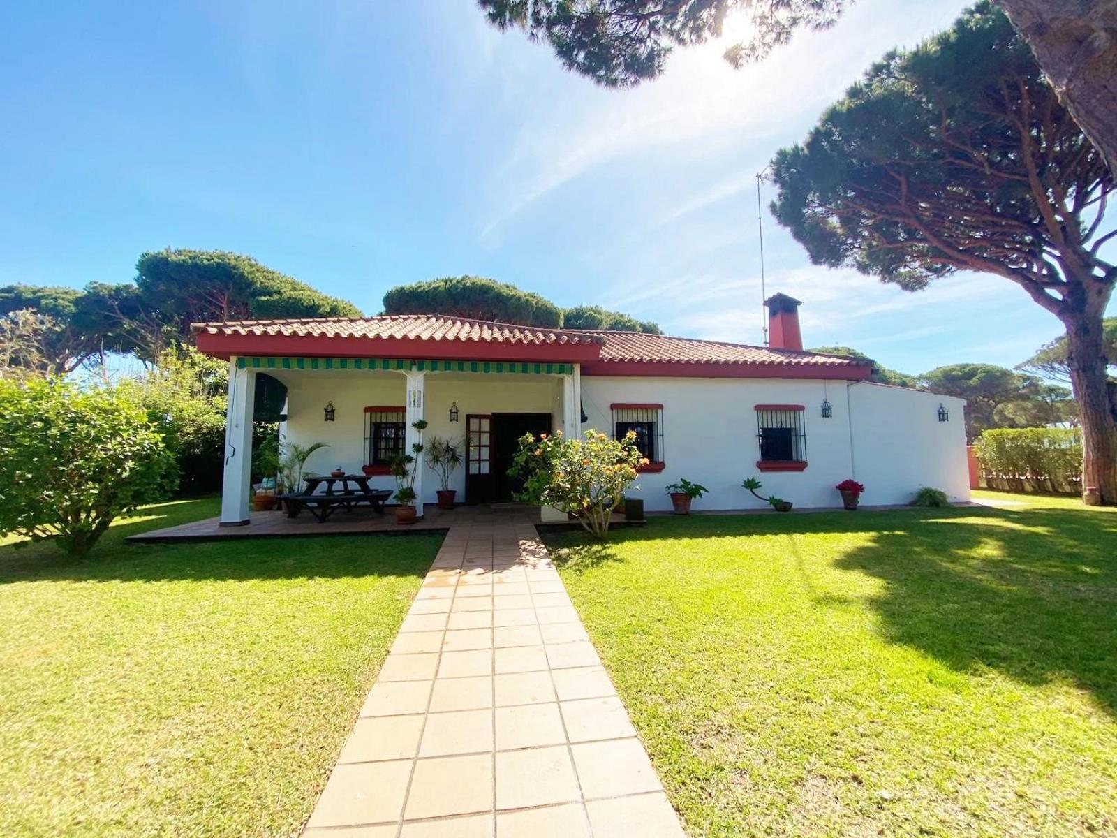 Chalet Roche A 300 Metros De La Playa Екстер'єр фото
