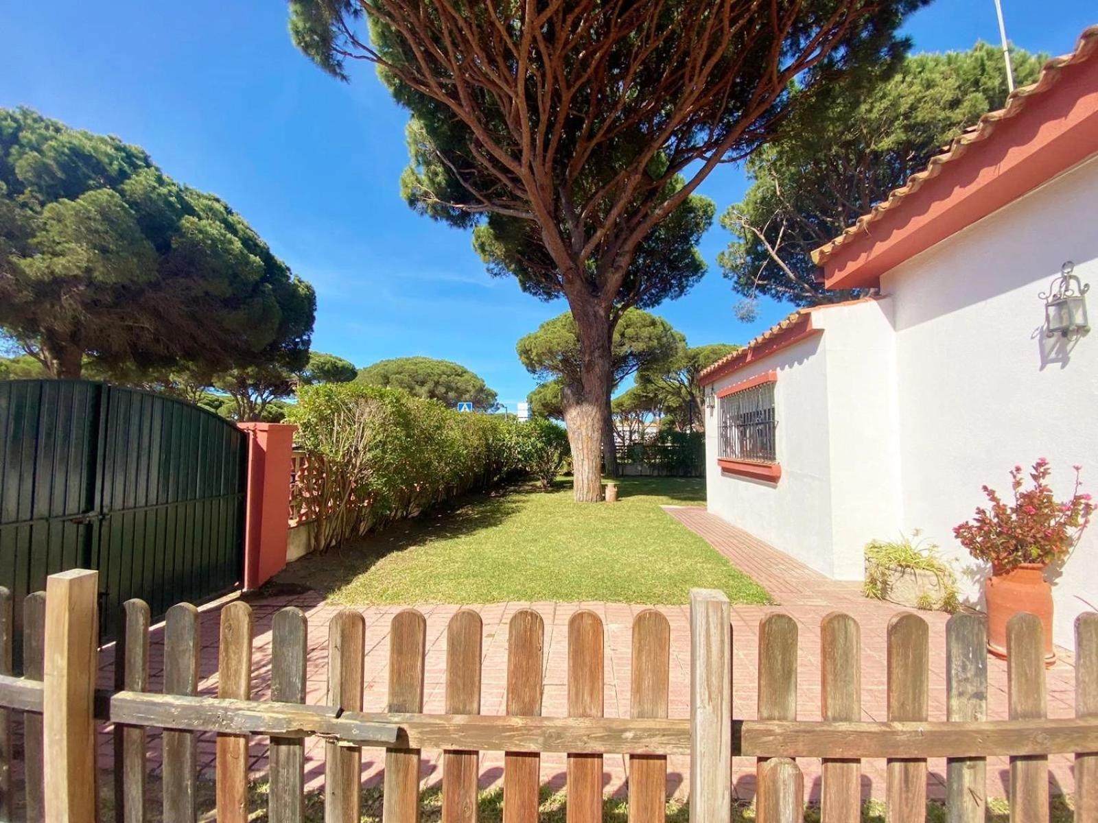 Chalet Roche A 300 Metros De La Playa Екстер'єр фото